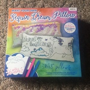 sequin dream pillow maker